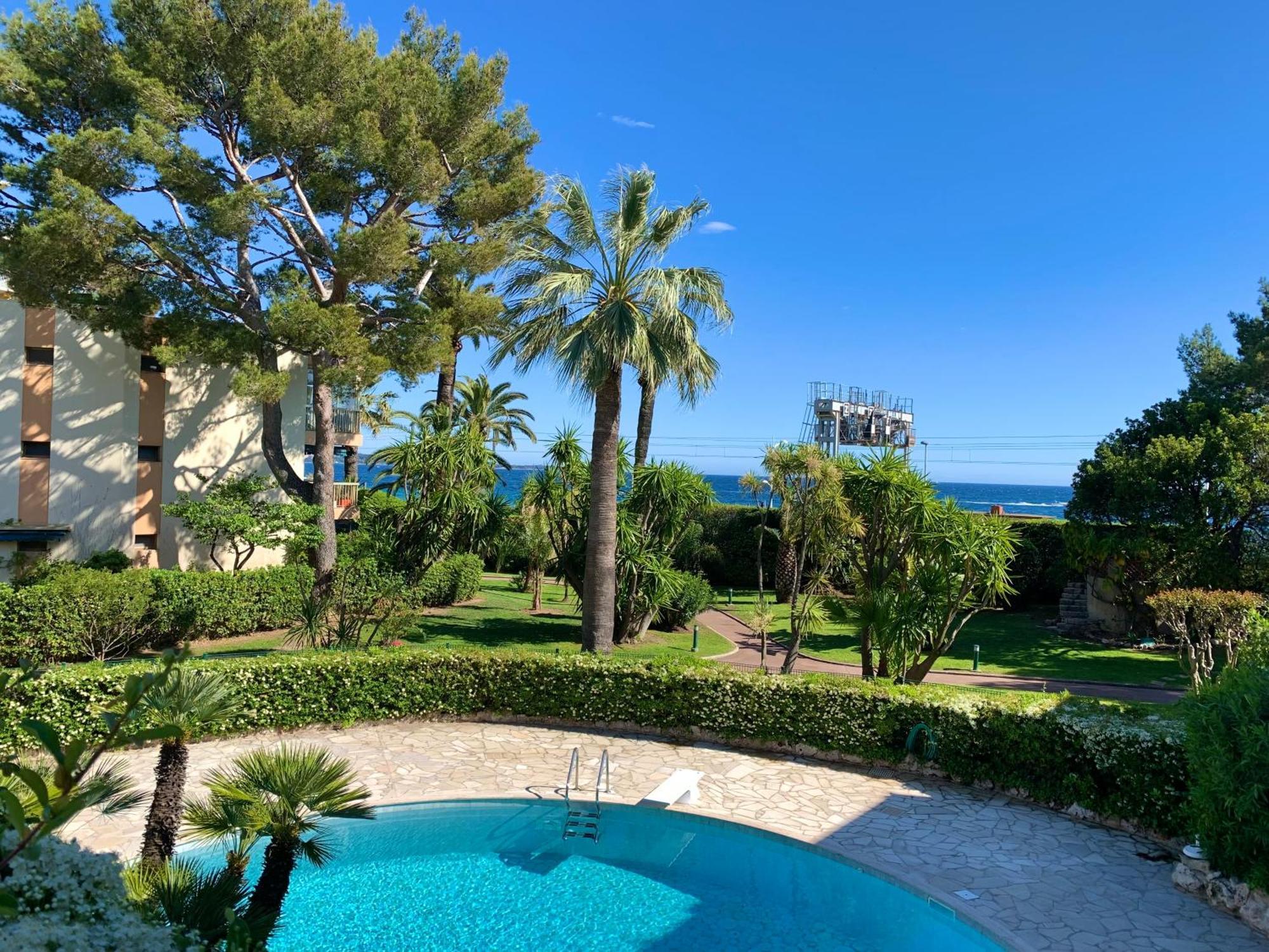 Vue & Front De Mer, Piscines, 55m2 2pieces Apartment